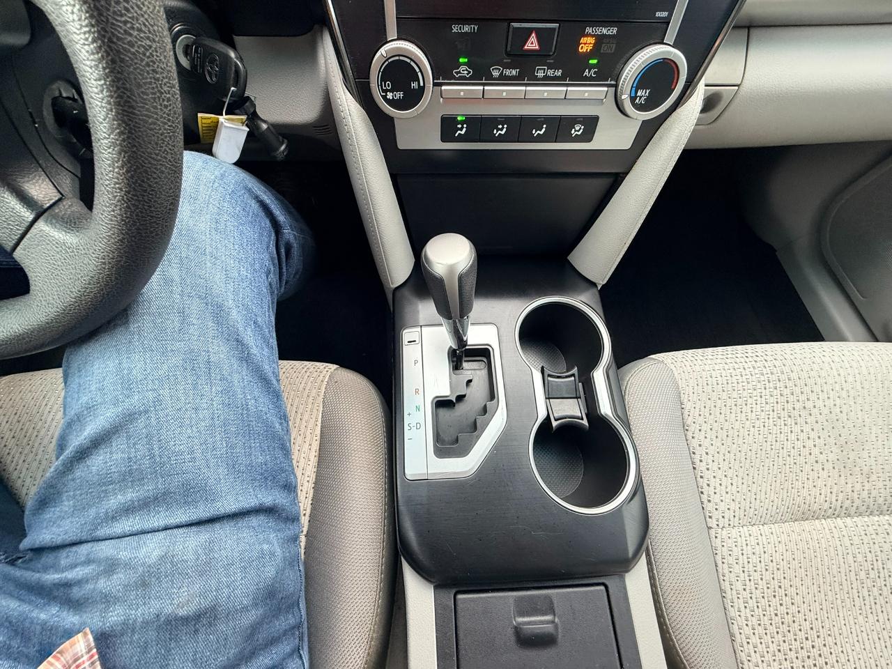 Toyota Camry LE 2014