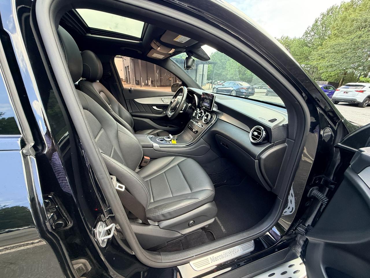 Mercedes-Benz GLC-Class GLC300 4MATIC 2019