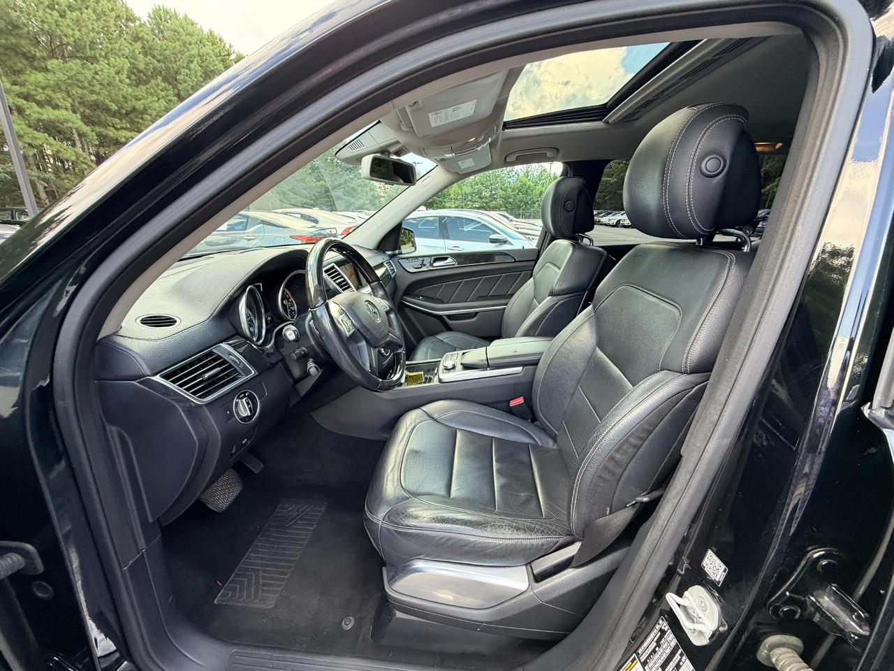Mercedes-Benz GL-Class GL550 4MATIC 2016