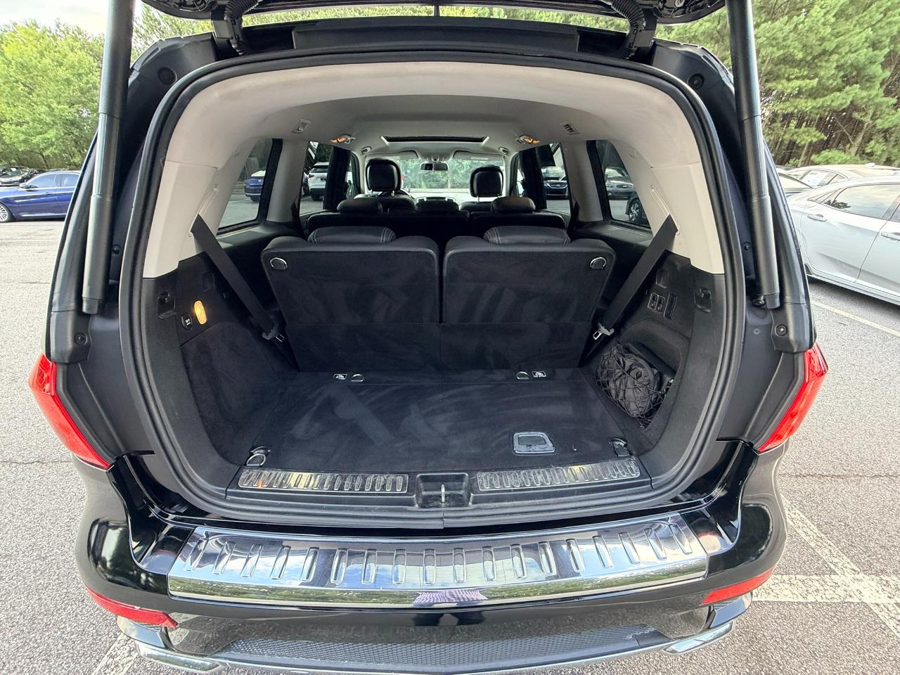 Mercedes-Benz GL-Class GL550 4MATIC 2016