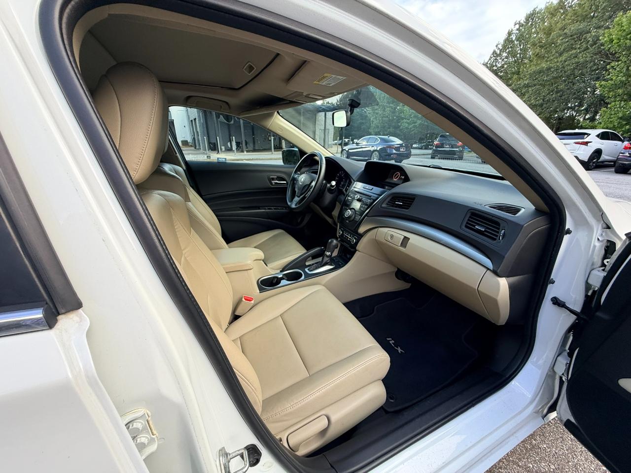Acura ILX Base 2018