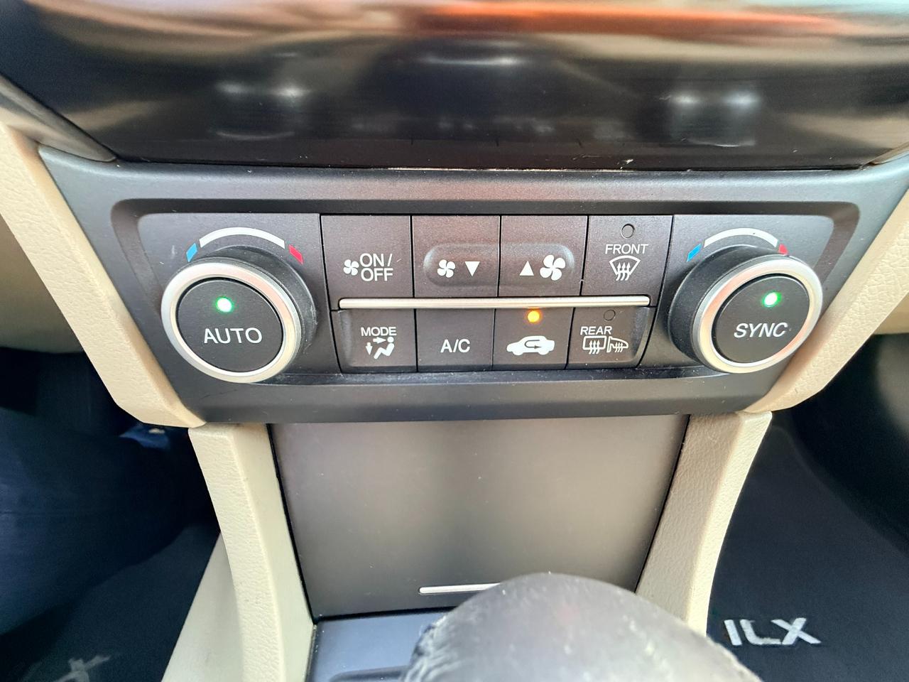 Acura ILX Base 2018