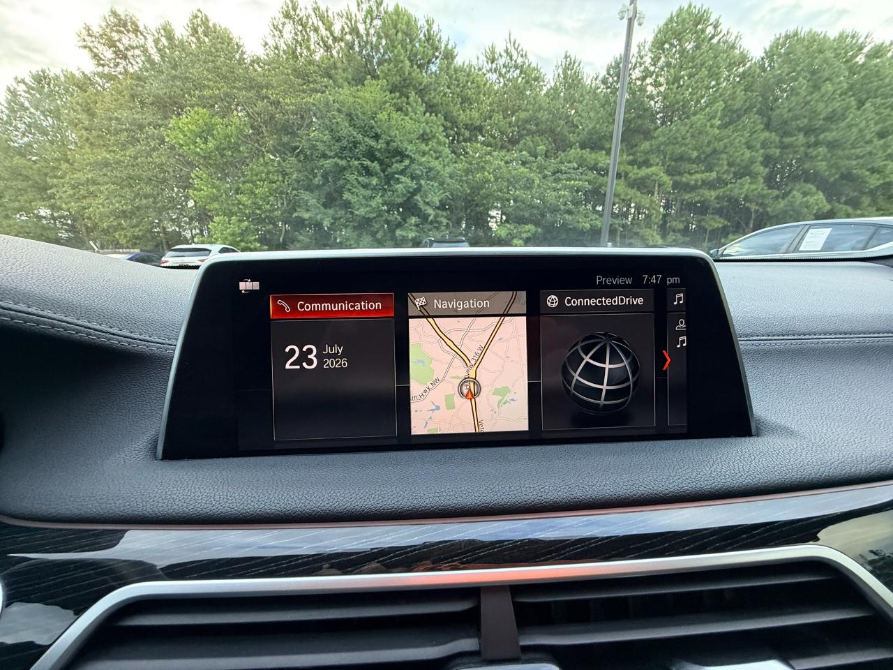 BMW 7-Series 740i 2019