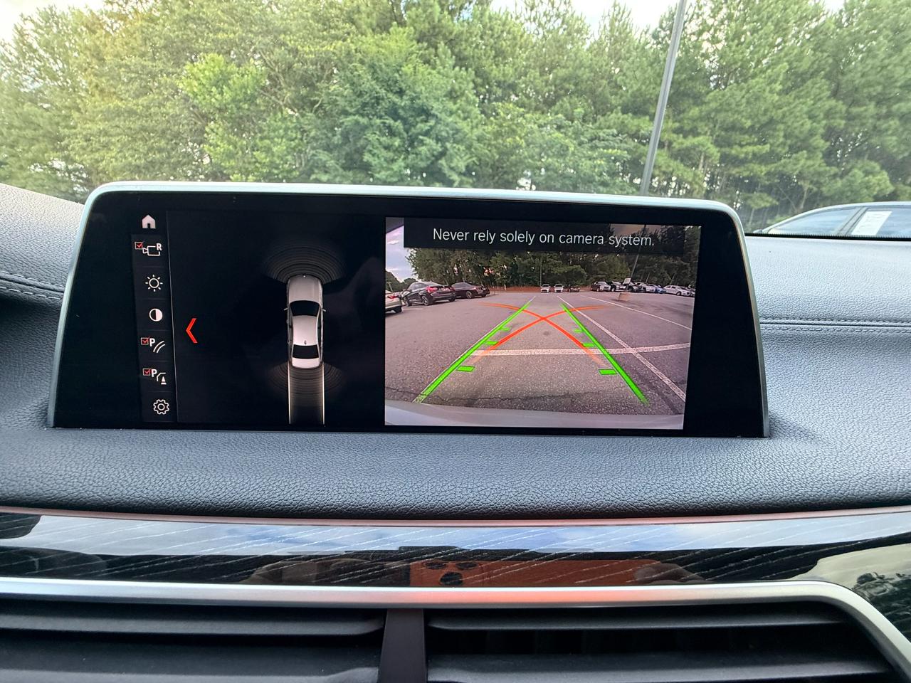 BMW 7-Series 740i 2019
