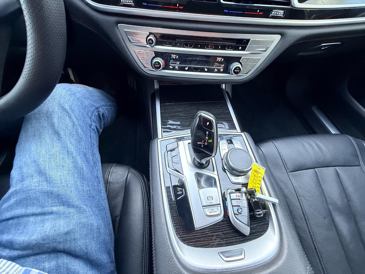 BMW 7-Series 740i 2019