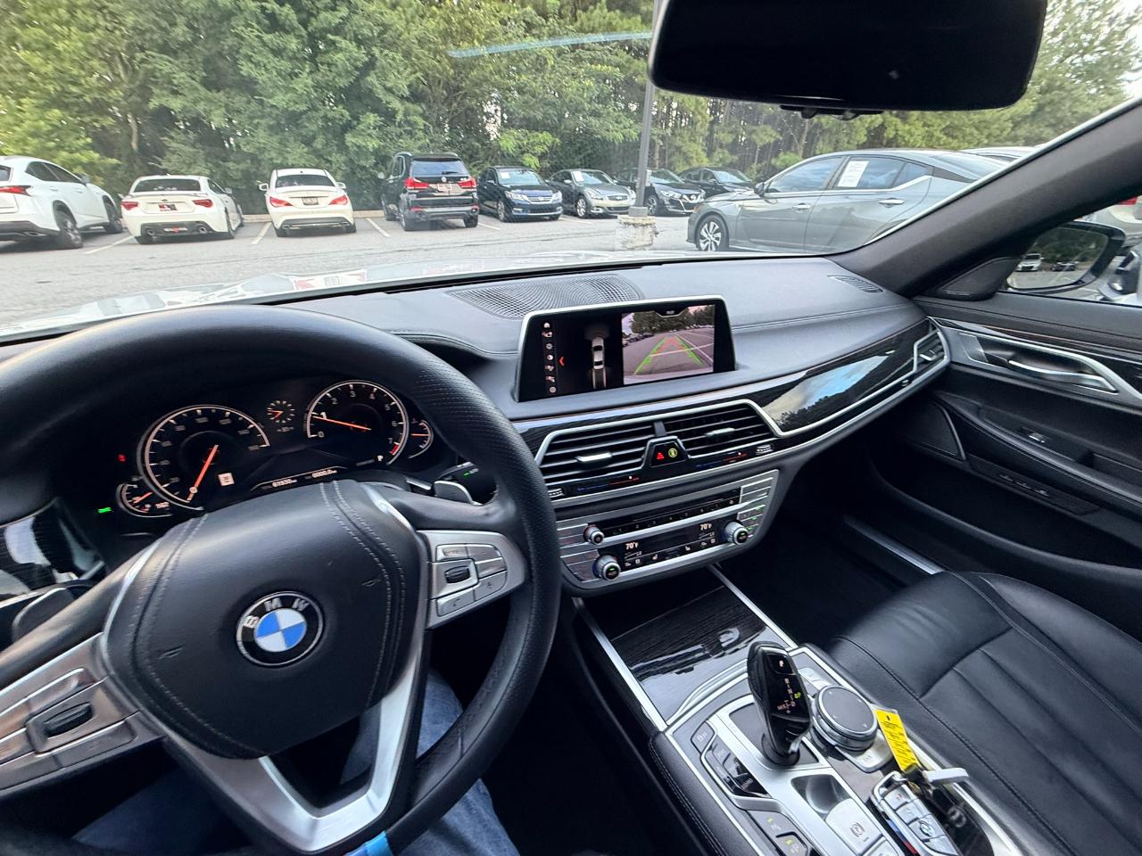 BMW 7-Series 740i 2019