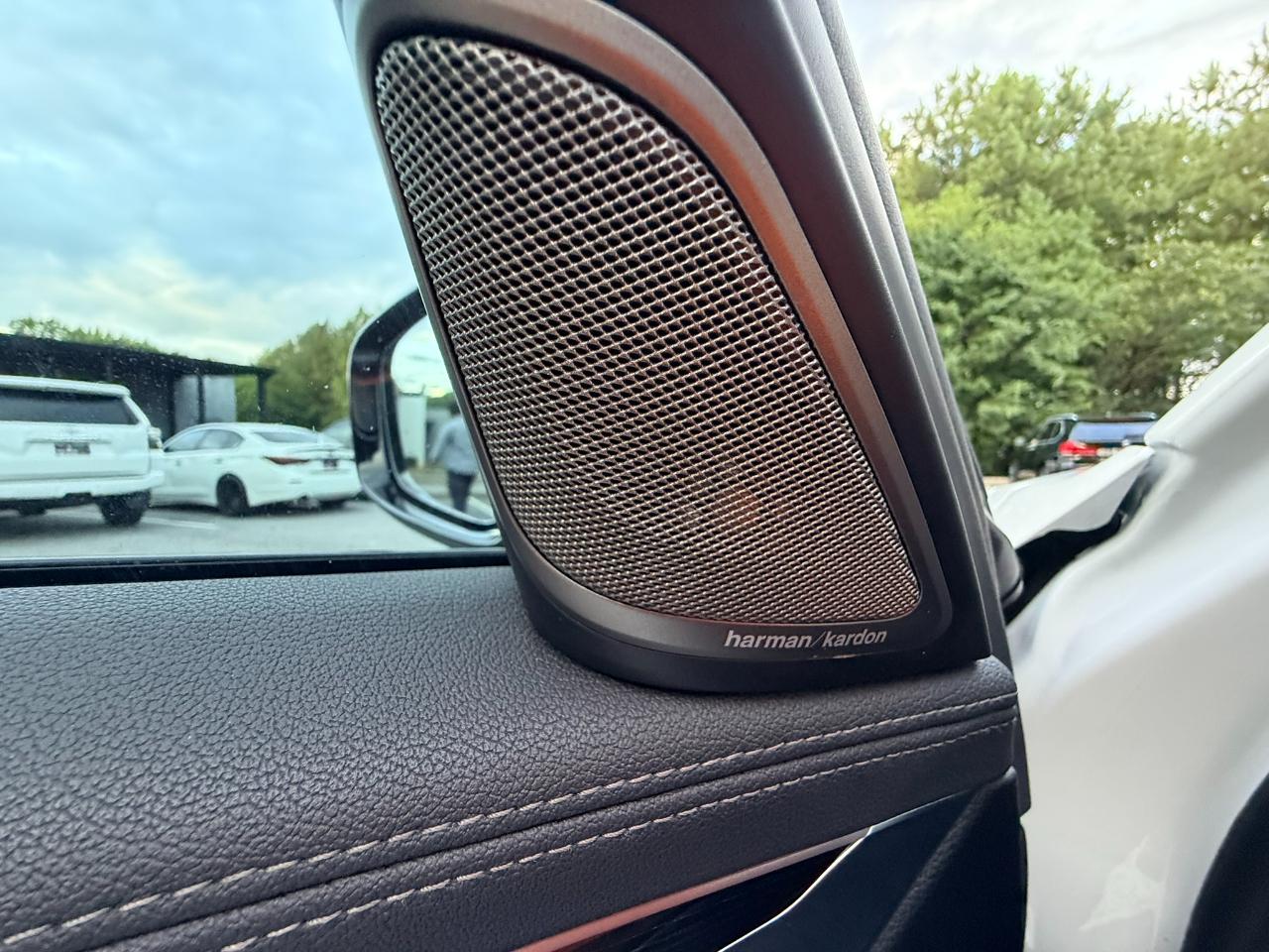 BMW 7-Series 740i 2019