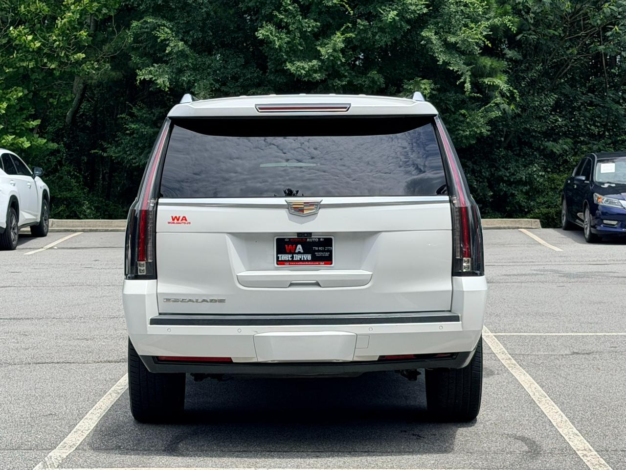 Cadillac Escalade ESV Luxury 4WD 2018