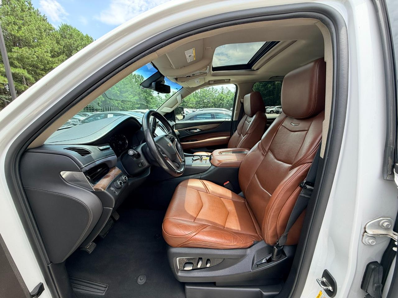 Cadillac Escalade ESV Luxury 4WD 2018
