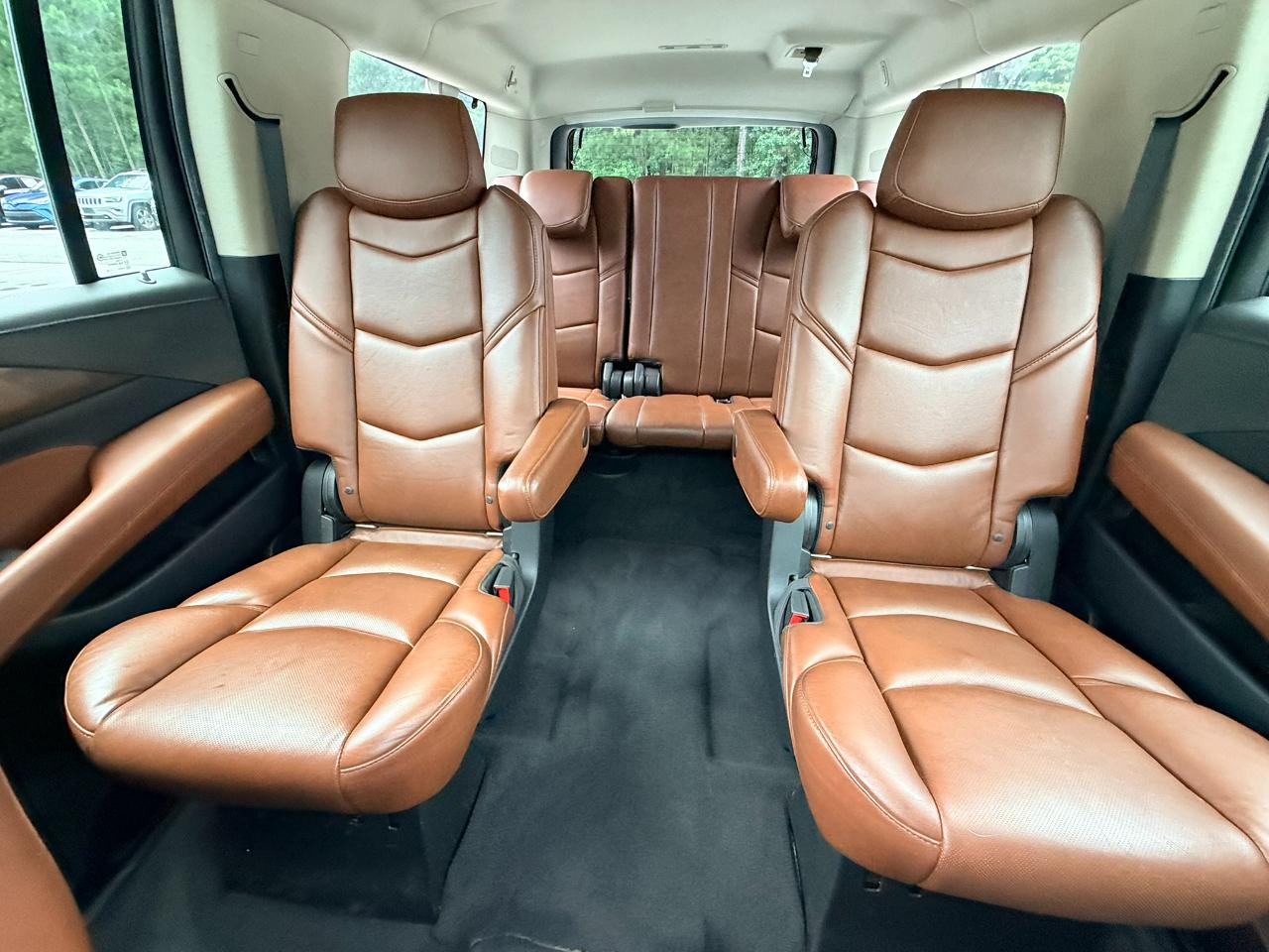 Cadillac Escalade ESV Luxury 4WD 2018