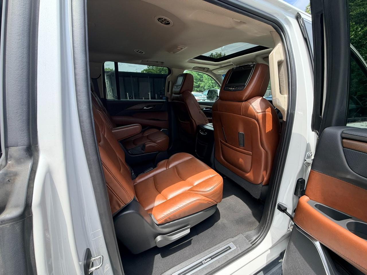 Cadillac Escalade ESV Luxury 4WD 2018