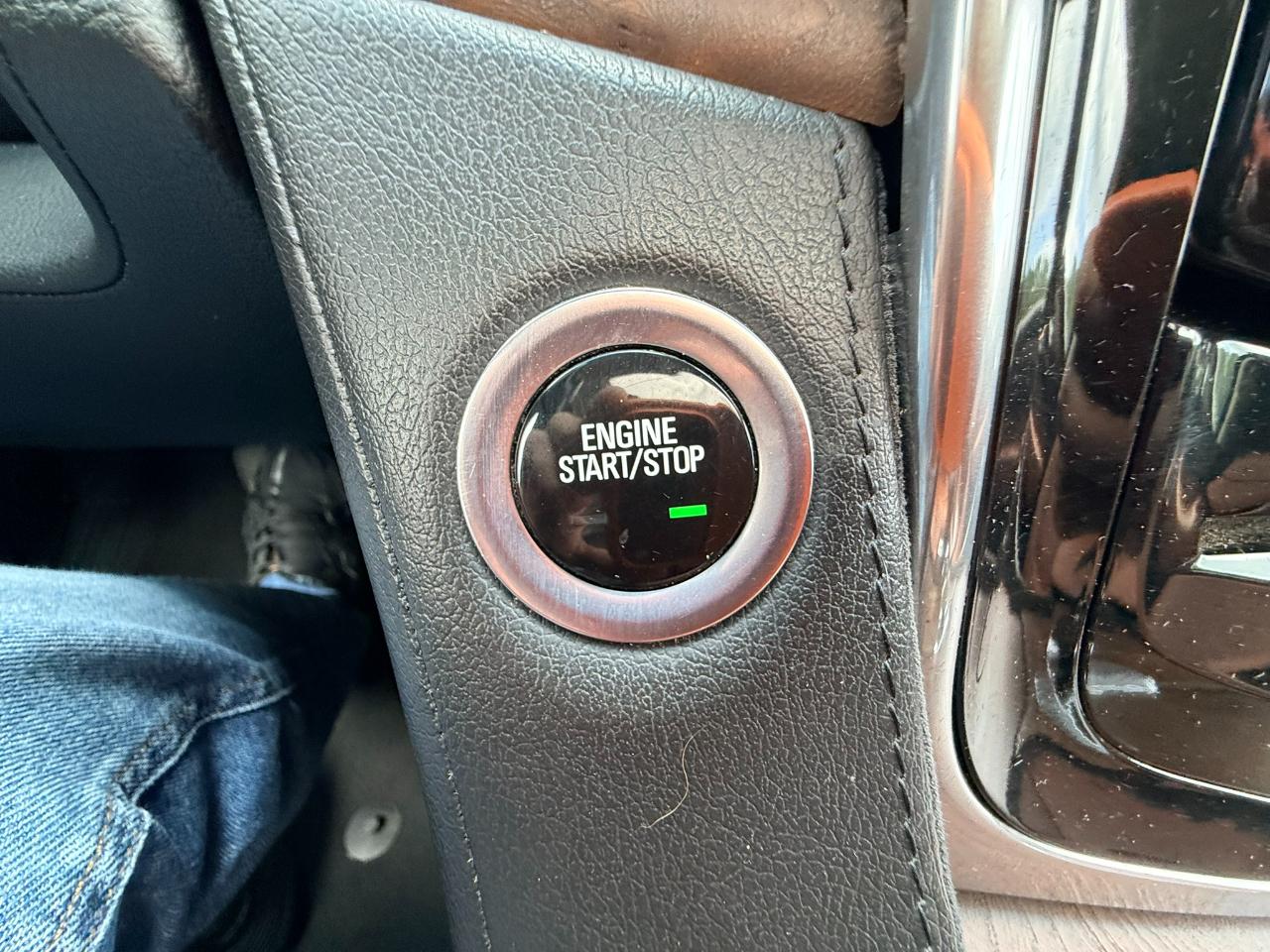 Cadillac Escalade ESV Luxury 4WD 2018