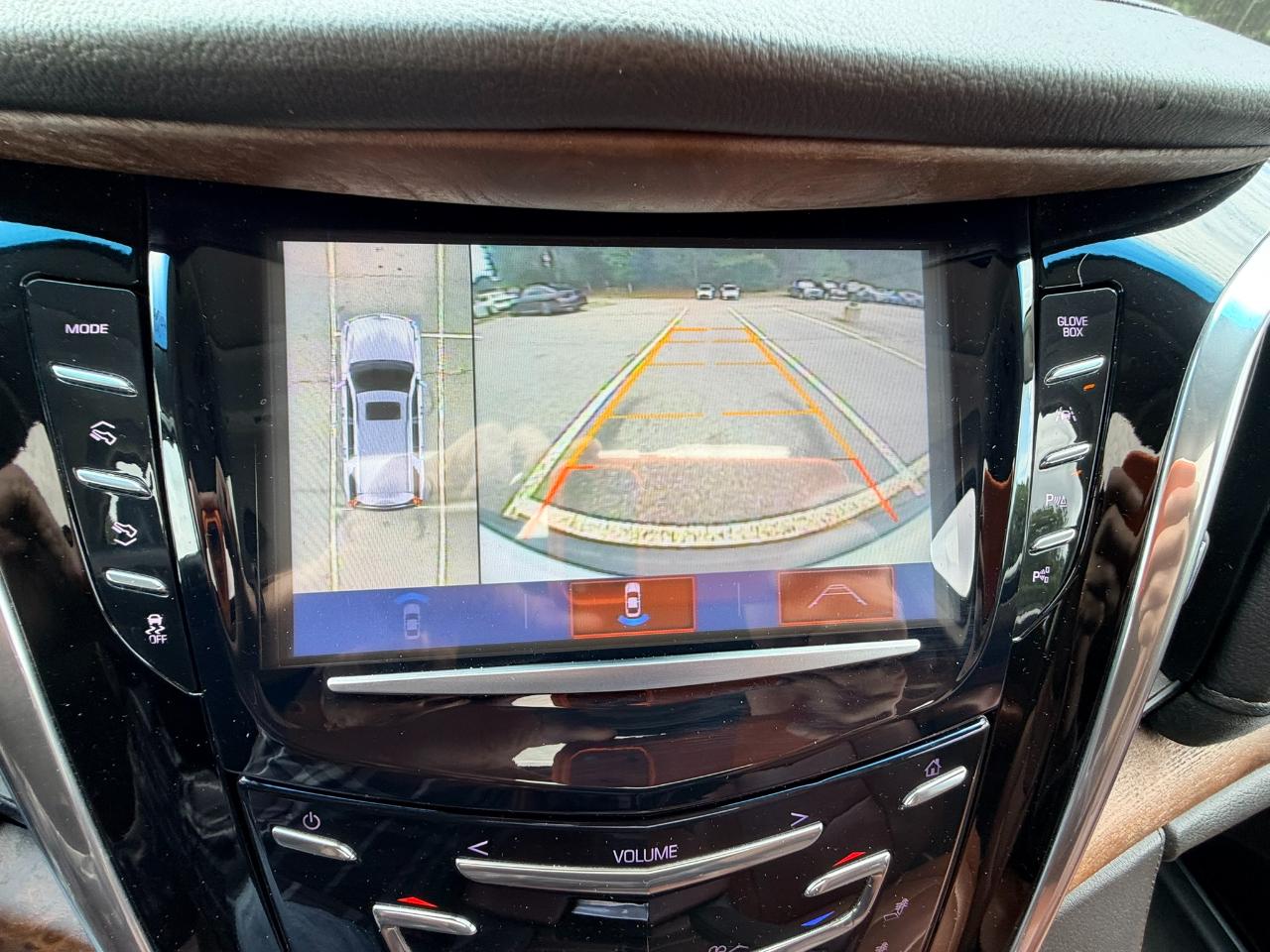 Cadillac Escalade ESV Luxury 4WD 2018