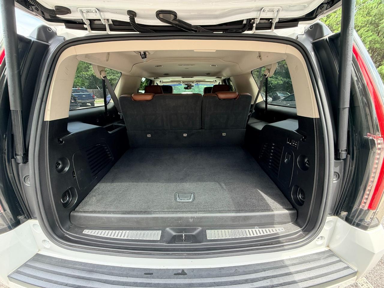 Cadillac Escalade ESV Luxury 4WD 2018