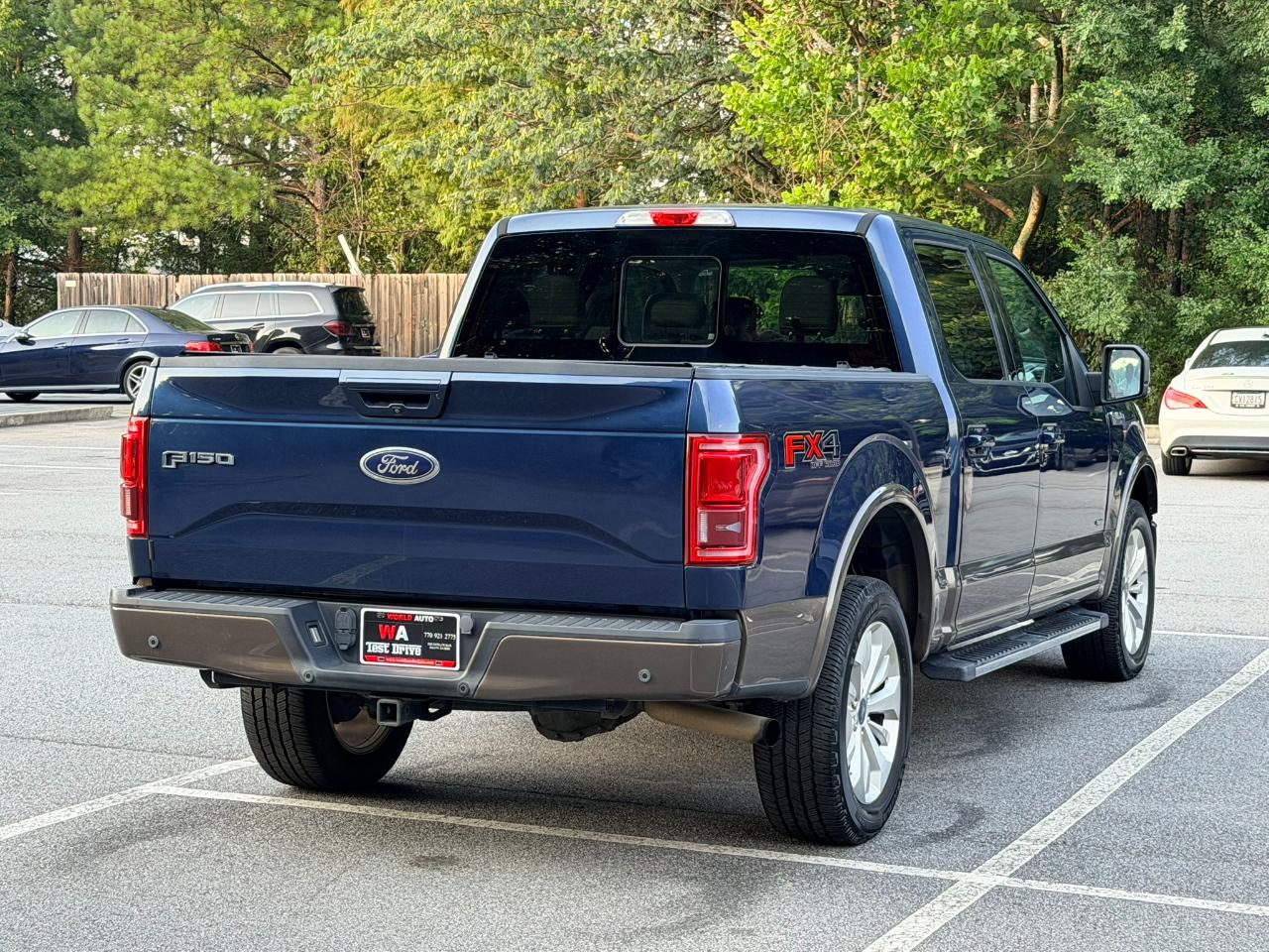 Ford F-150 Lariat SuperCrew 5.5-ft. Bed 4WD 2015