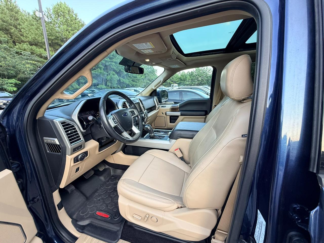 Ford F-150 Lariat SuperCrew 5.5-ft. Bed 4WD 2015