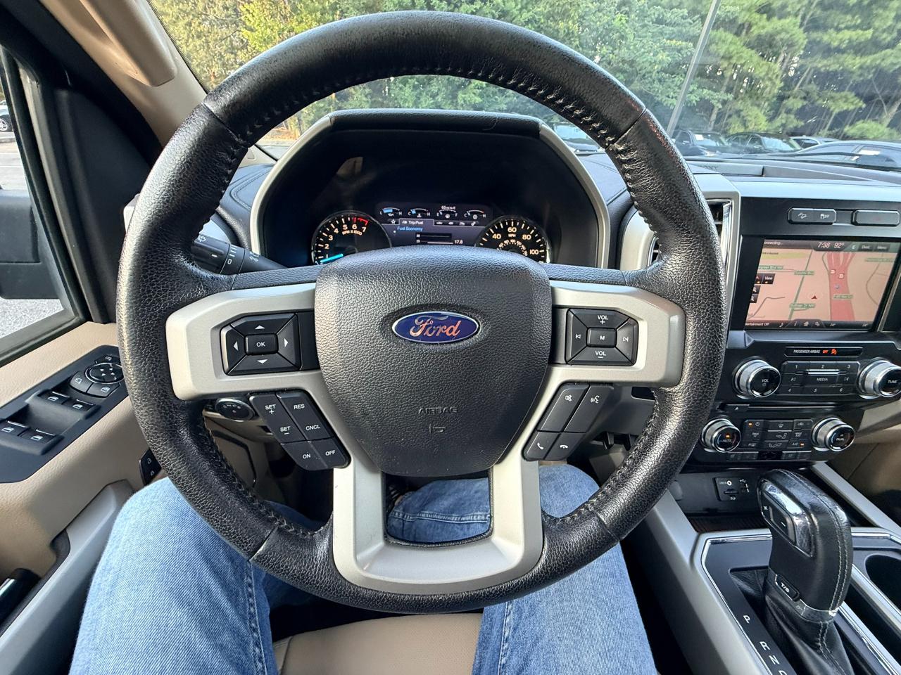 Ford F-150 Lariat SuperCrew 5.5-ft. Bed 4WD 2015