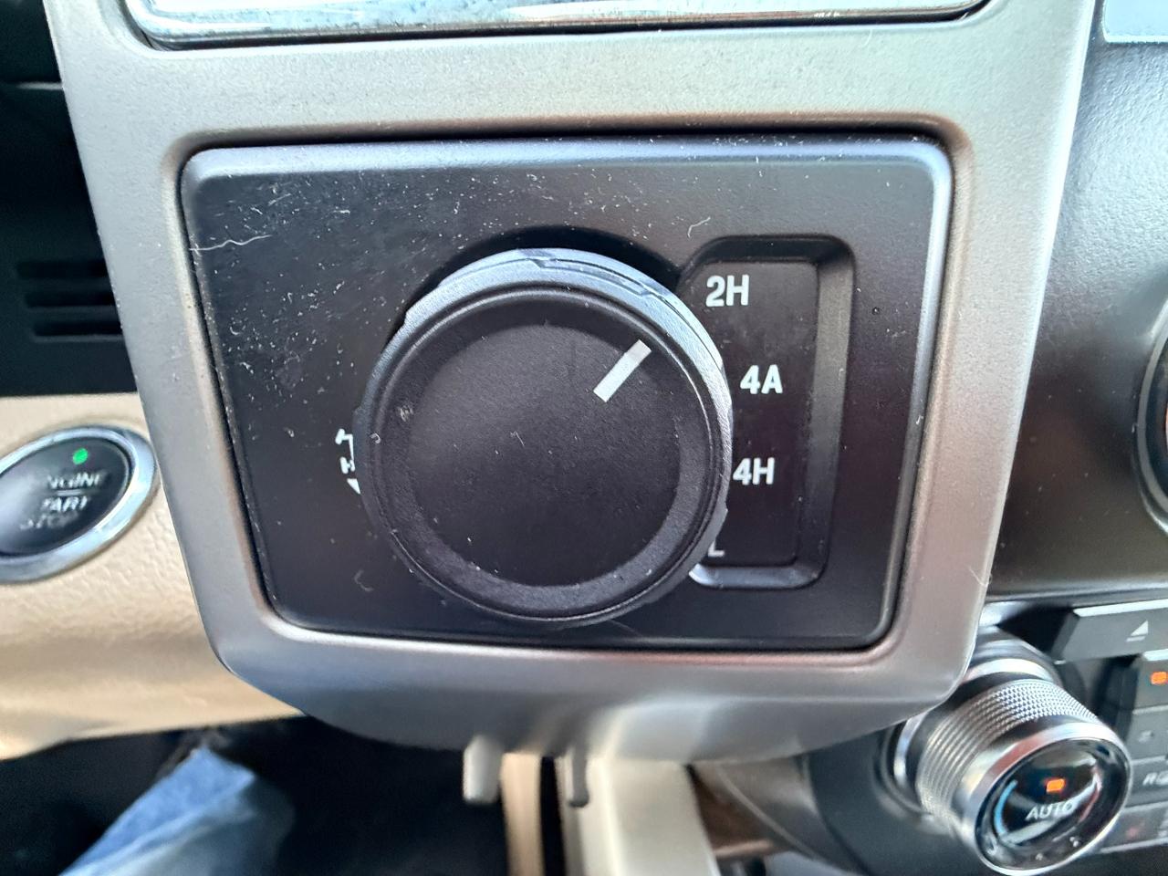 Ford F-150 Lariat SuperCrew 5.5-ft. Bed 4WD 2015