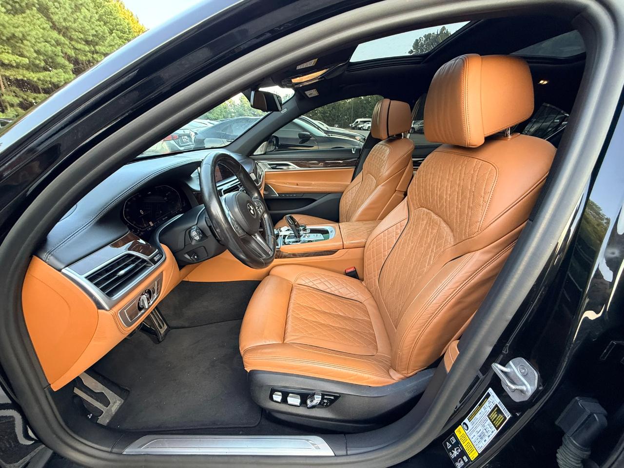 BMW 7-Series 750i xDrive 2020