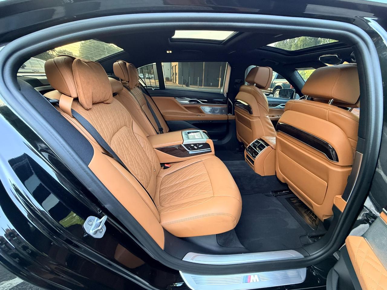 BMW 7-Series 750i xDrive 2020