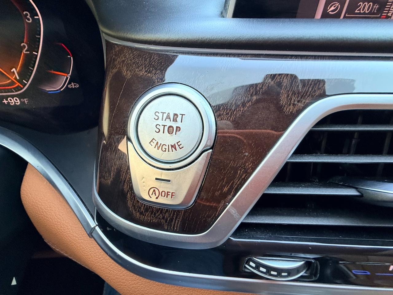 BMW 7-Series 750i xDrive 2020