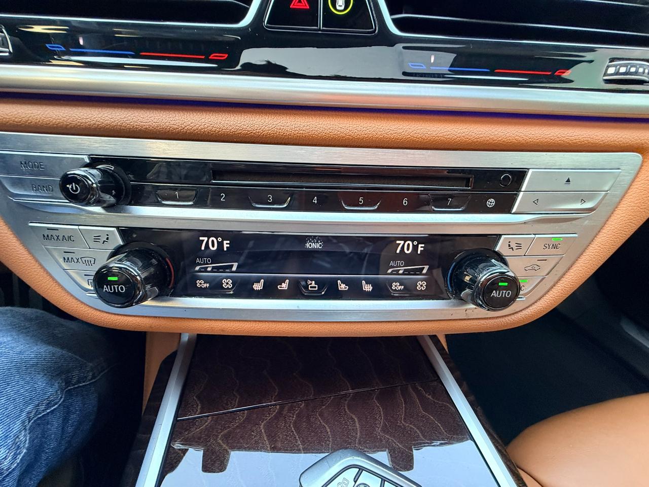 BMW 7-Series 750i xDrive 2020
