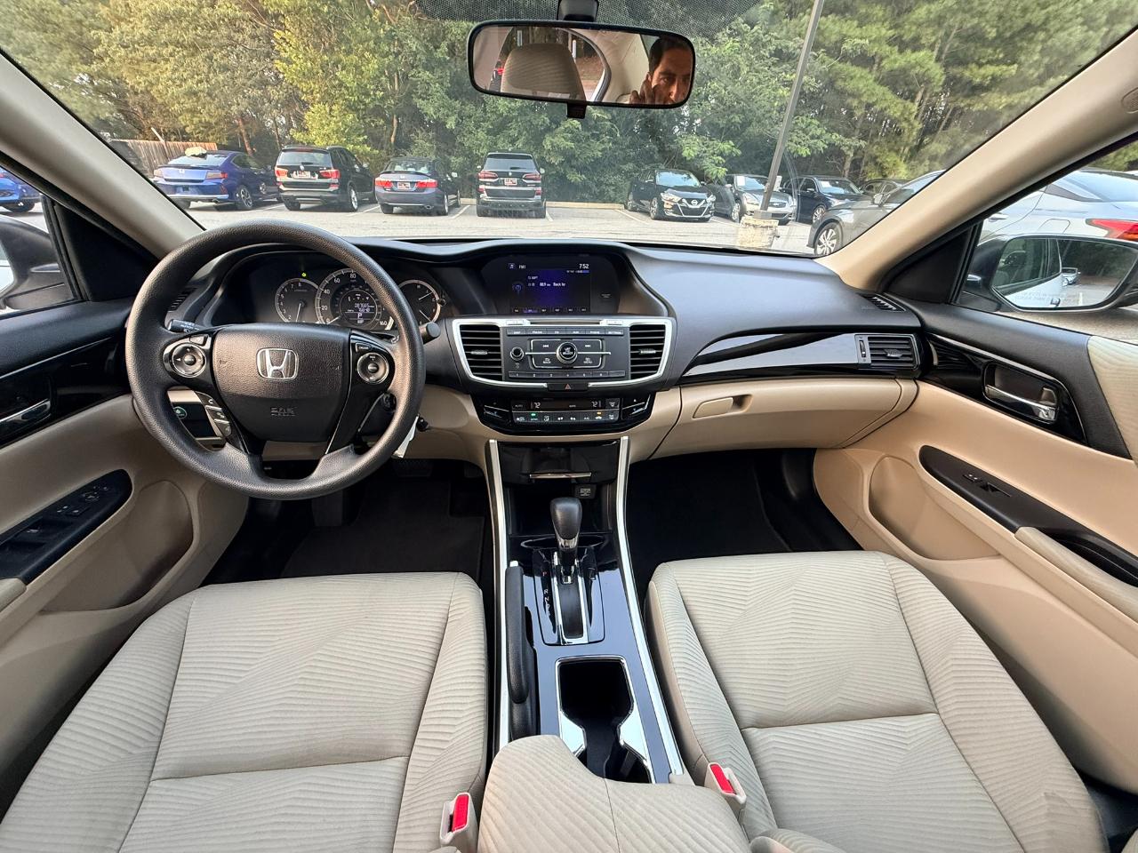 Honda Accord LX Sedan CVT 2016
