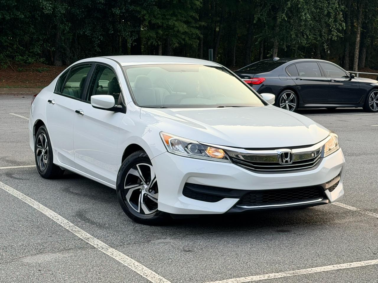 Honda Accord LX Sedan CVT 2016