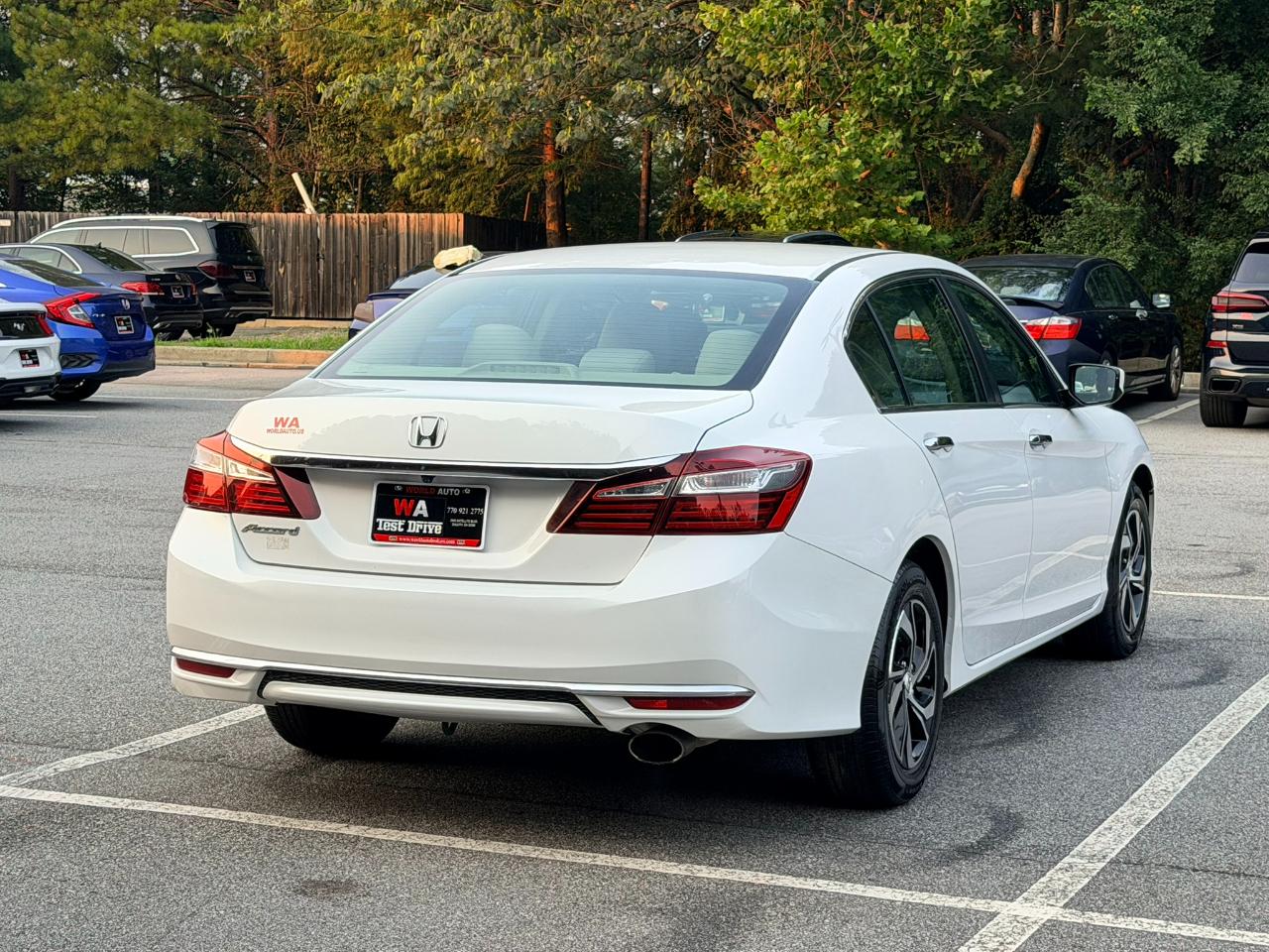 Honda Accord LX Sedan CVT 2016