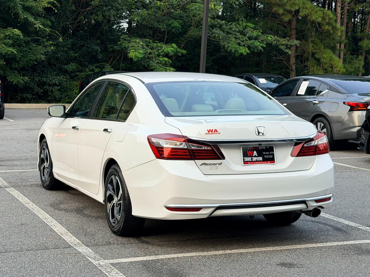 Honda Accord LX Sedan CVT 2016