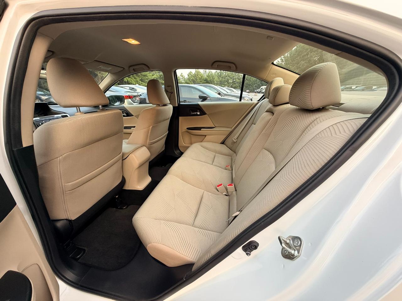 Honda Accord LX Sedan CVT 2016