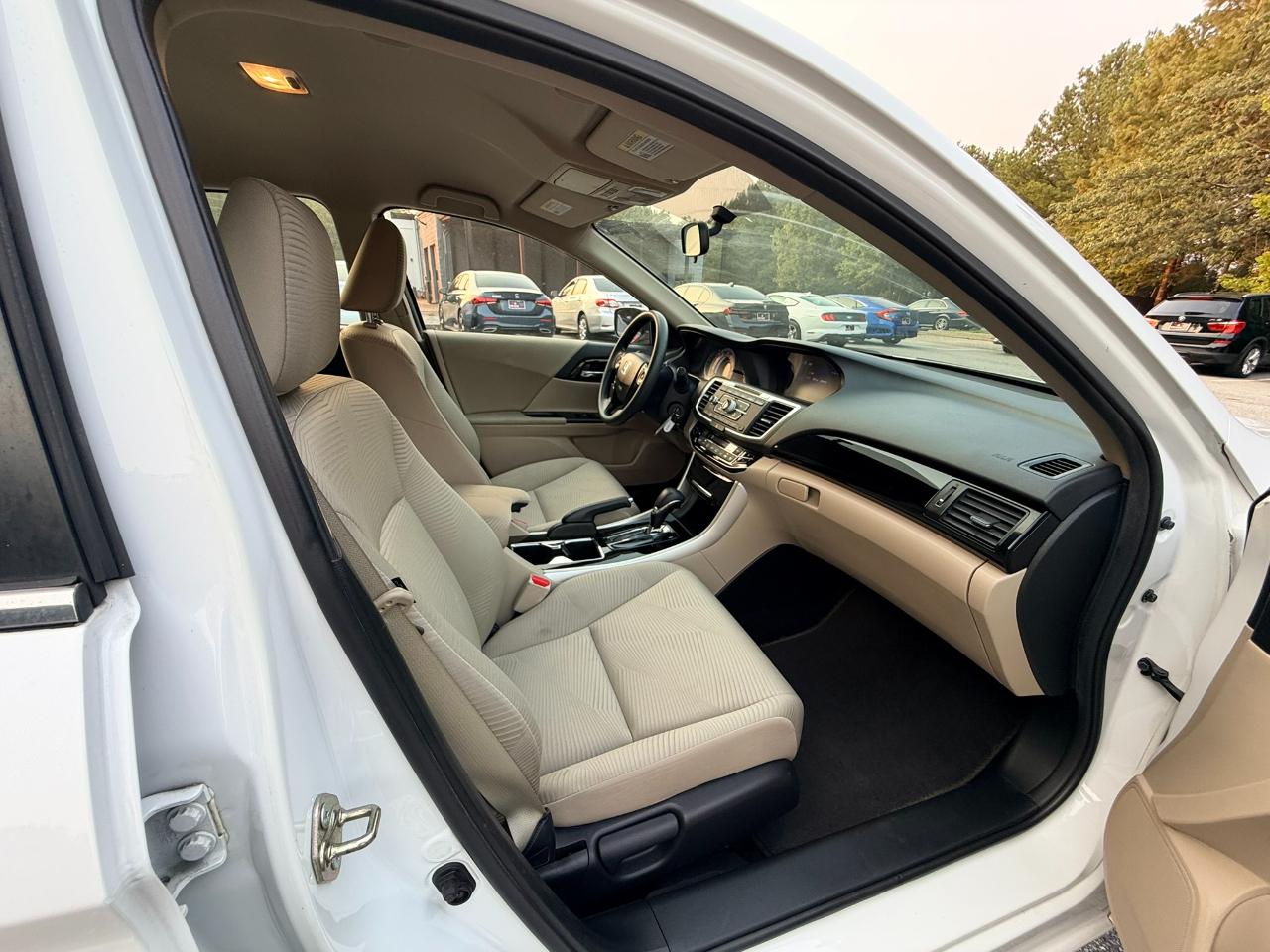 Honda Accord LX Sedan CVT 2016