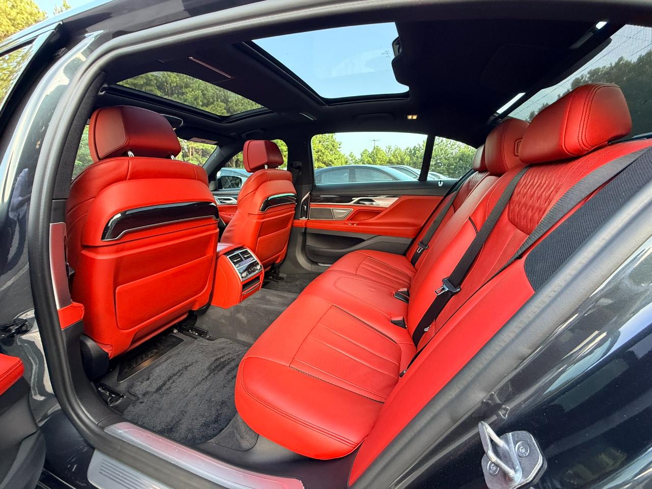 BMW 7-Series 750i xDrive 2019