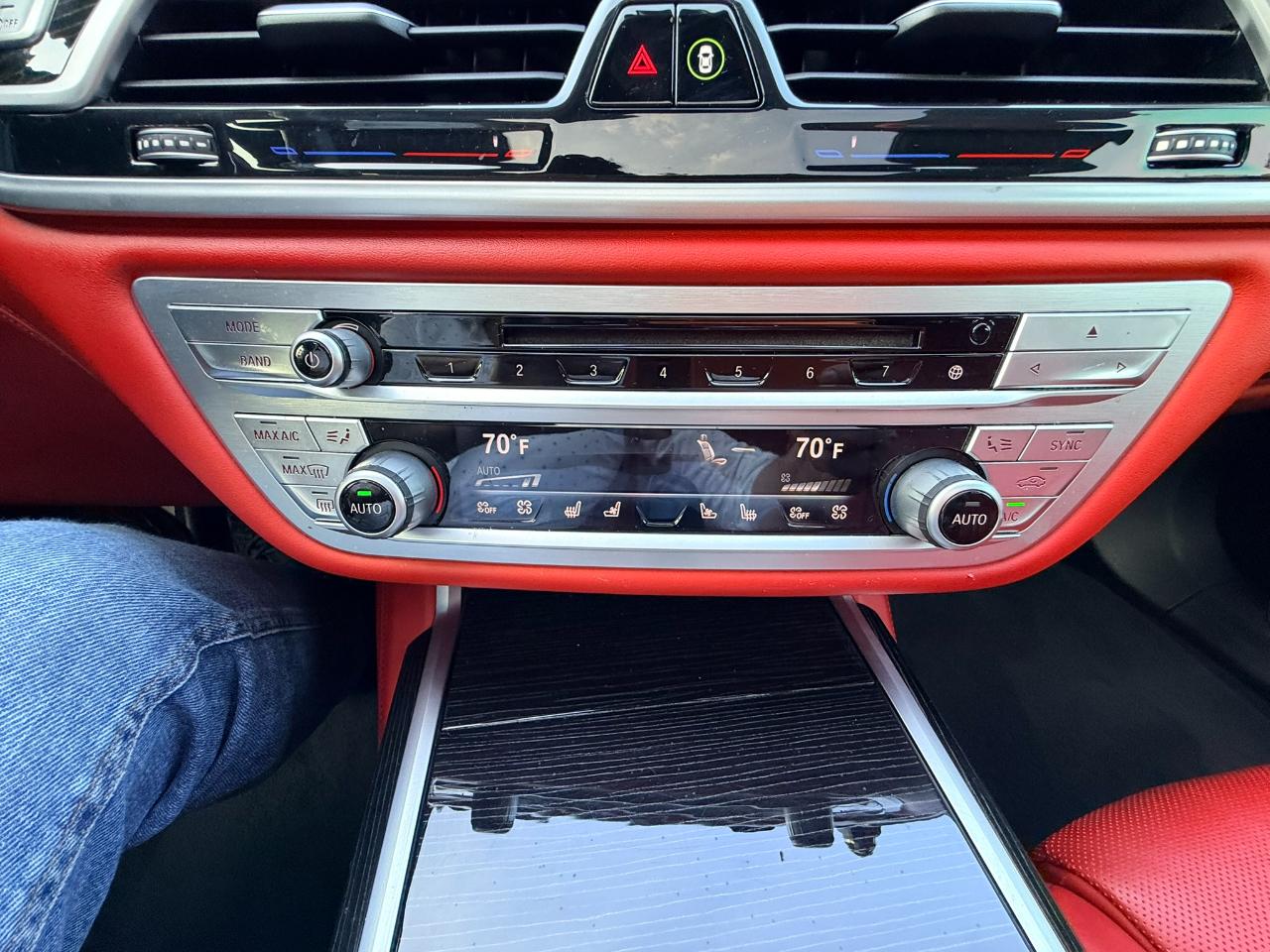 BMW 7-Series 750i xDrive 2019