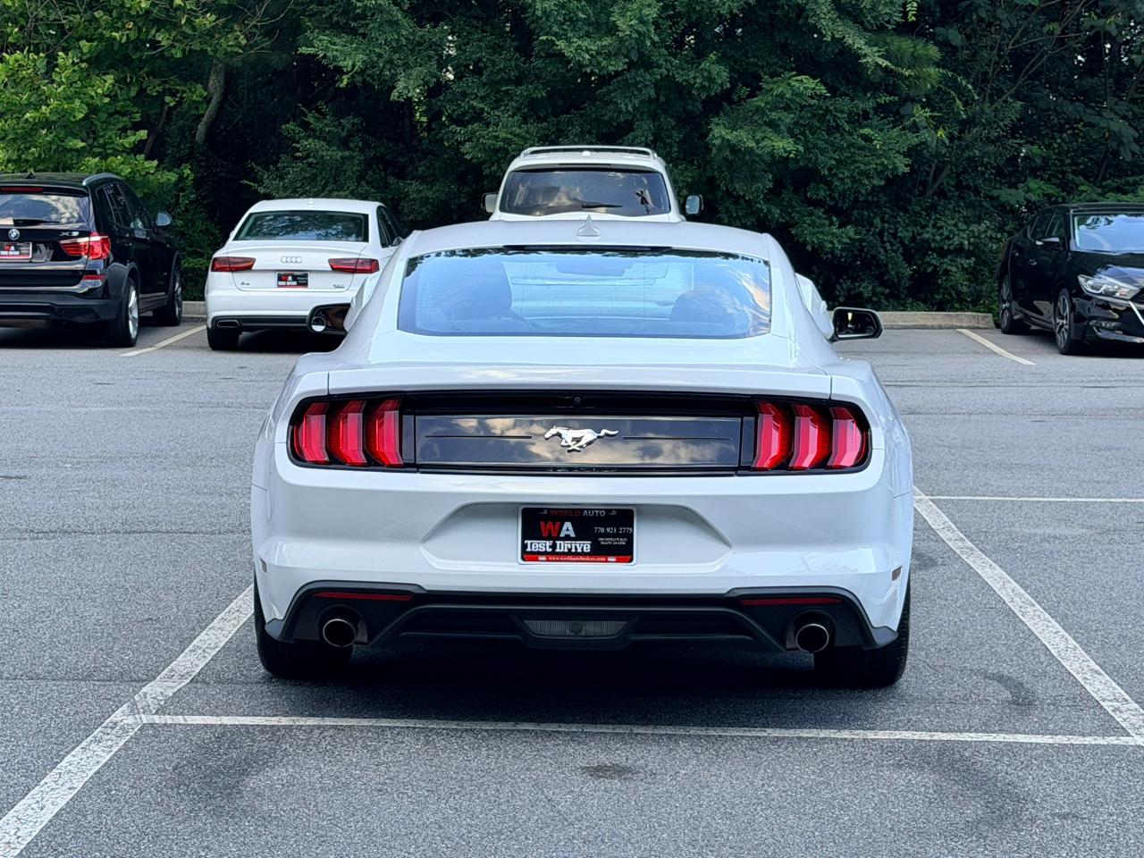 Ford Mustang EcoBoost Coupe 2022