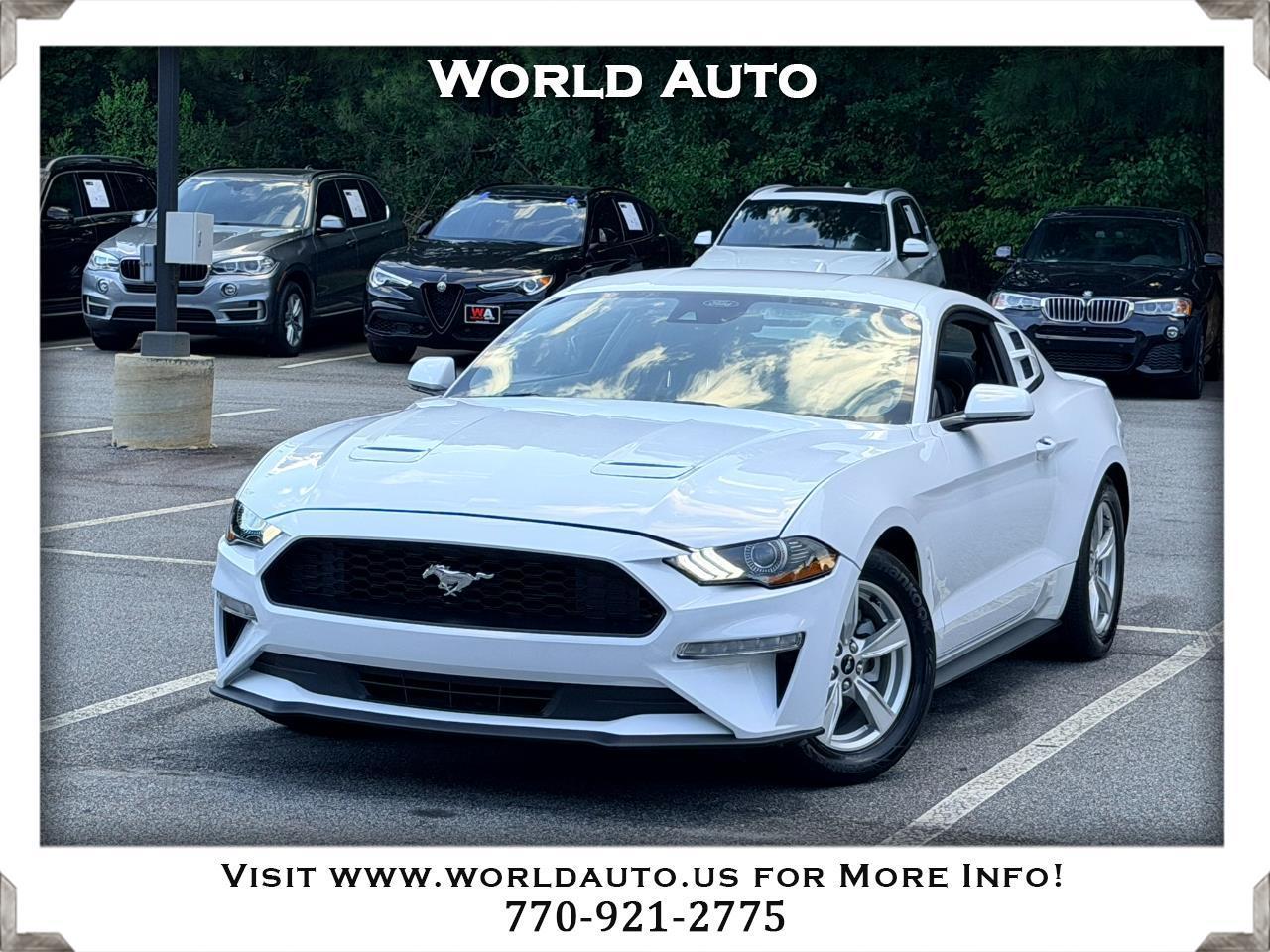 Oxford White 2022 Ford Mustang Coupe Rear-Wheel Drive 6-Speed Manual