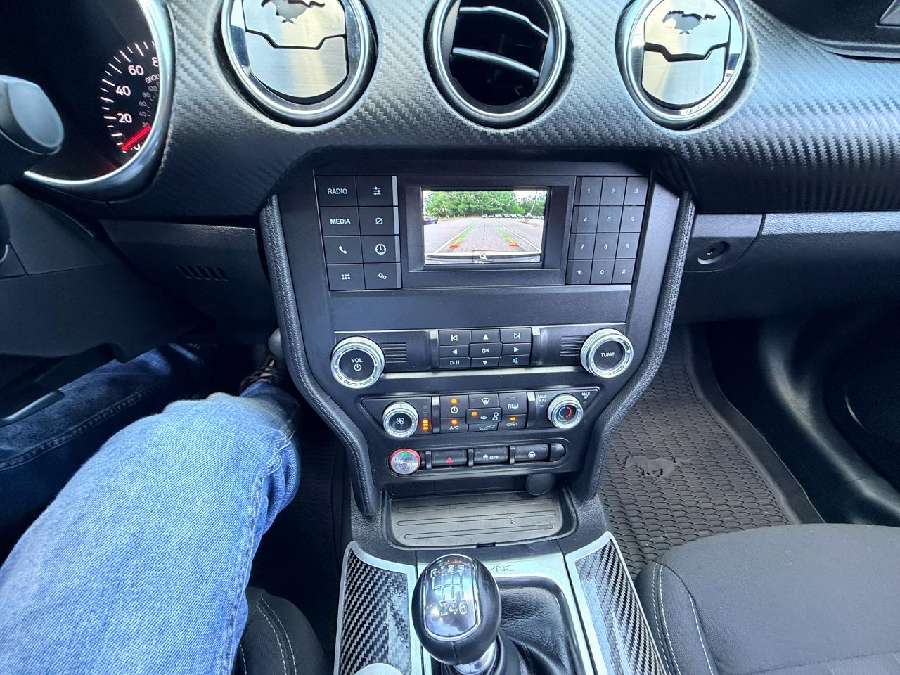 Ford Mustang EcoBoost Coupe 2022
