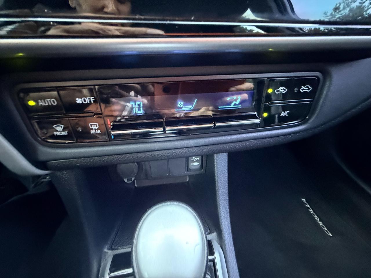 Toyota Corolla LE CVT 2017