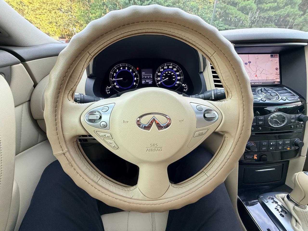 Infiniti QX70 Base 2016