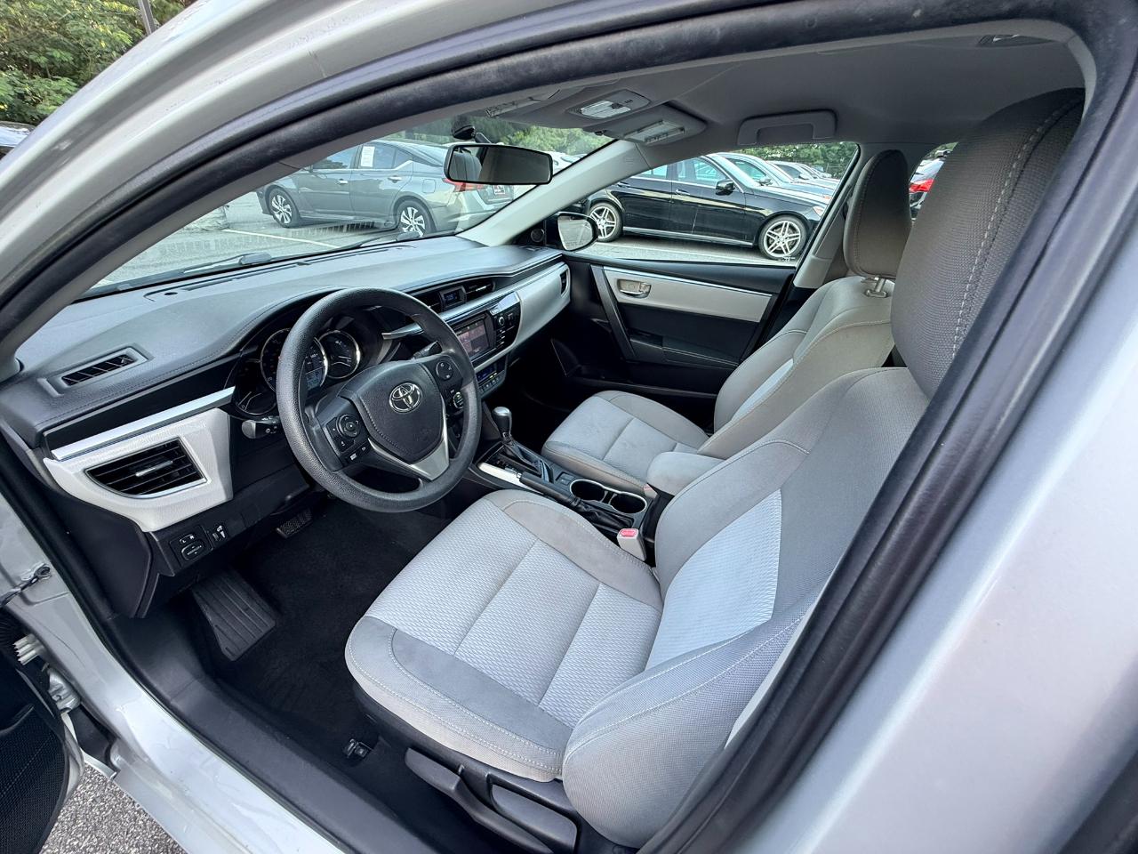 Toyota Corolla LE CVT 2016