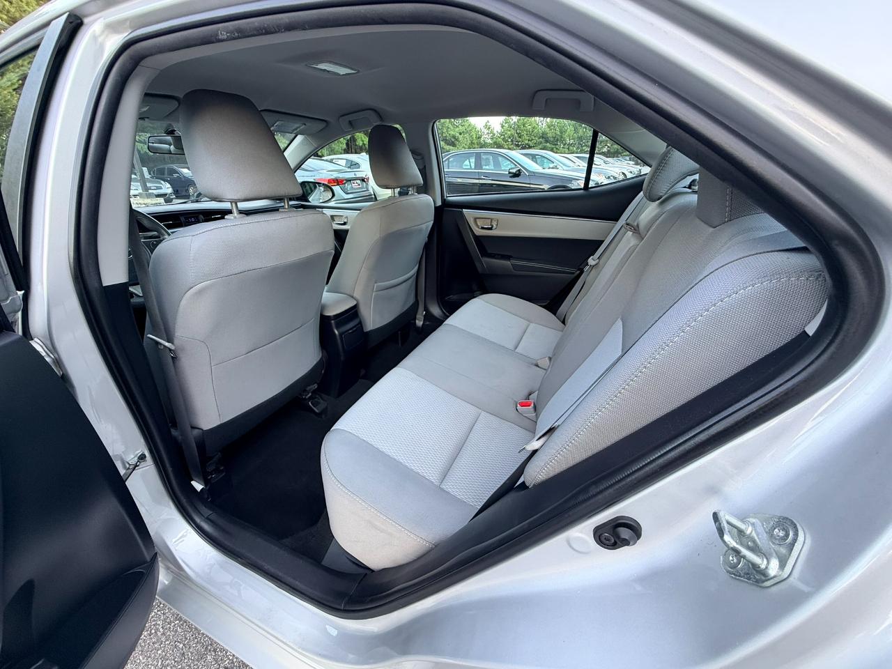 Toyota Corolla LE CVT 2016