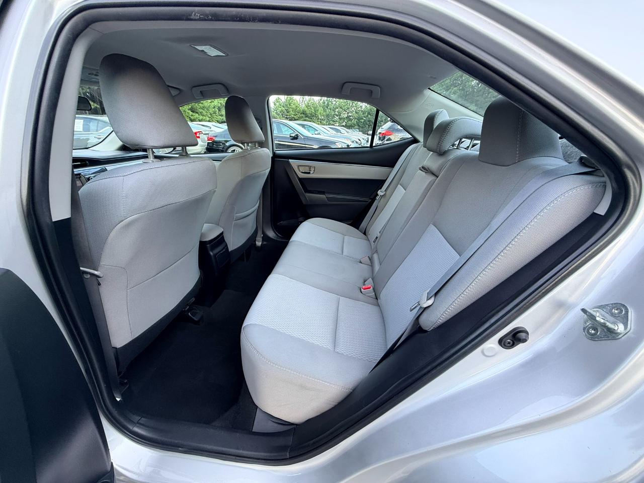 Toyota Corolla LE CVT 2016