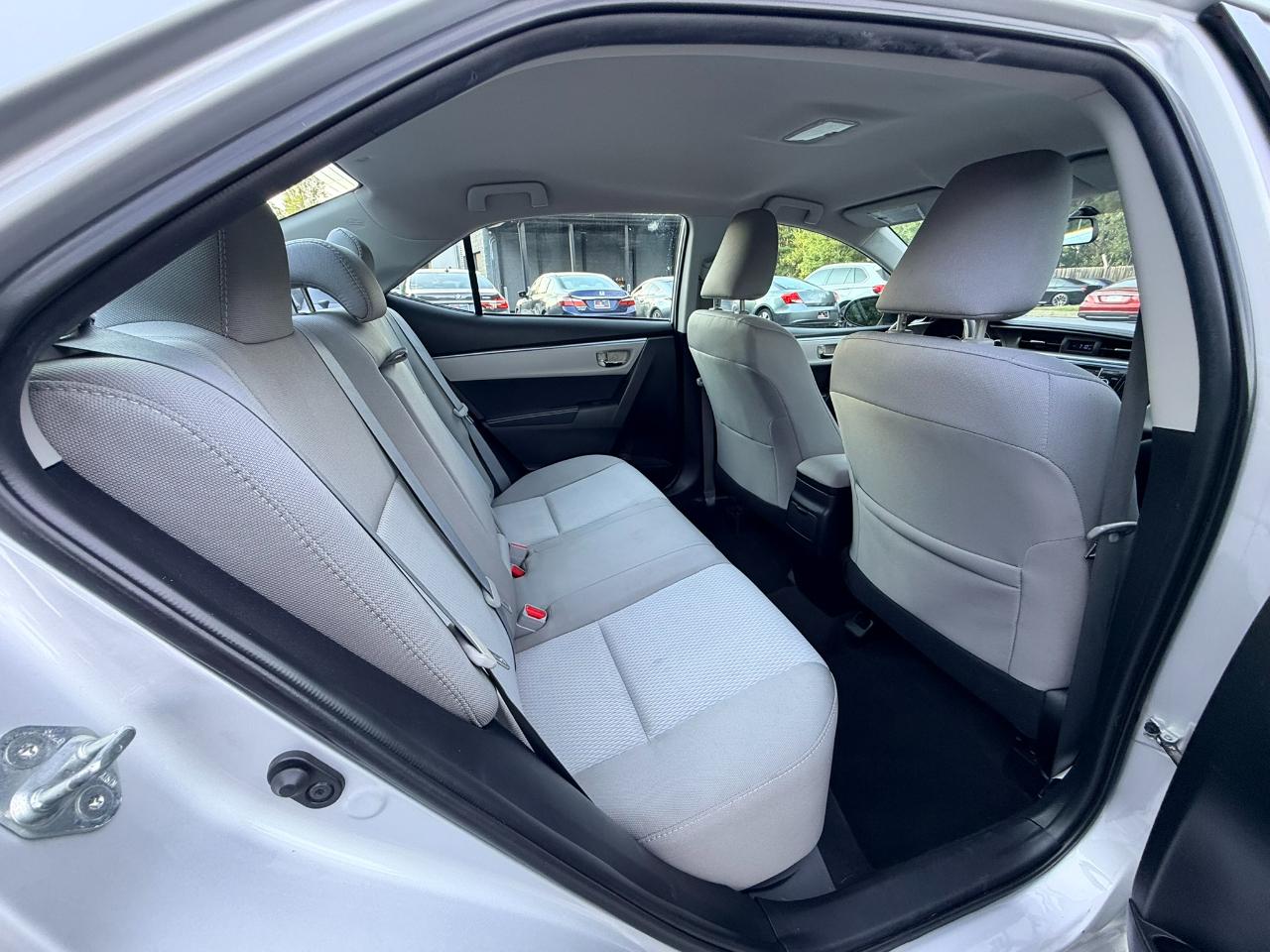 Toyota Corolla LE CVT 2016