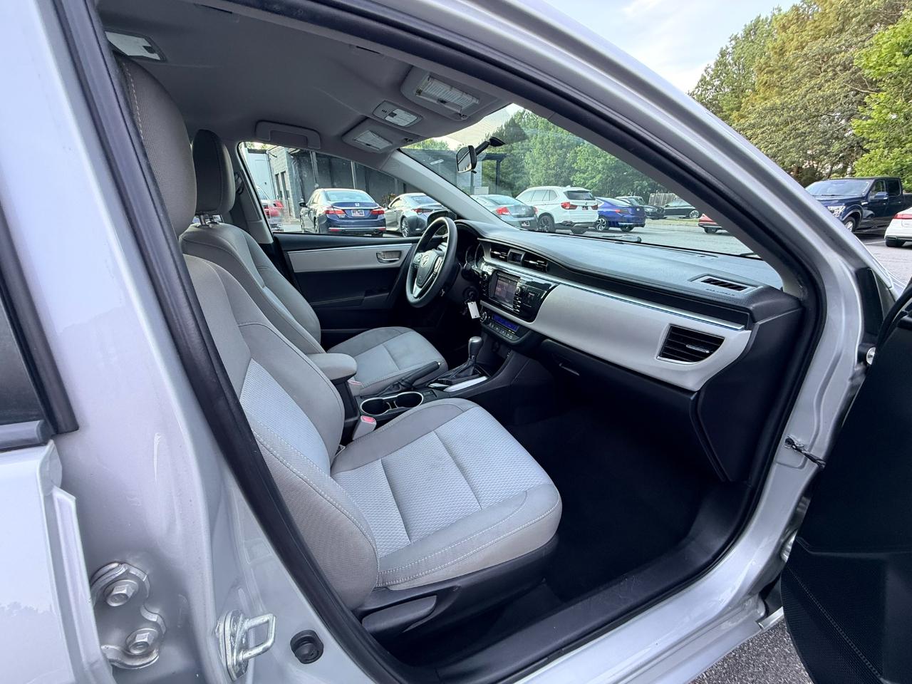 Toyota Corolla LE CVT 2016