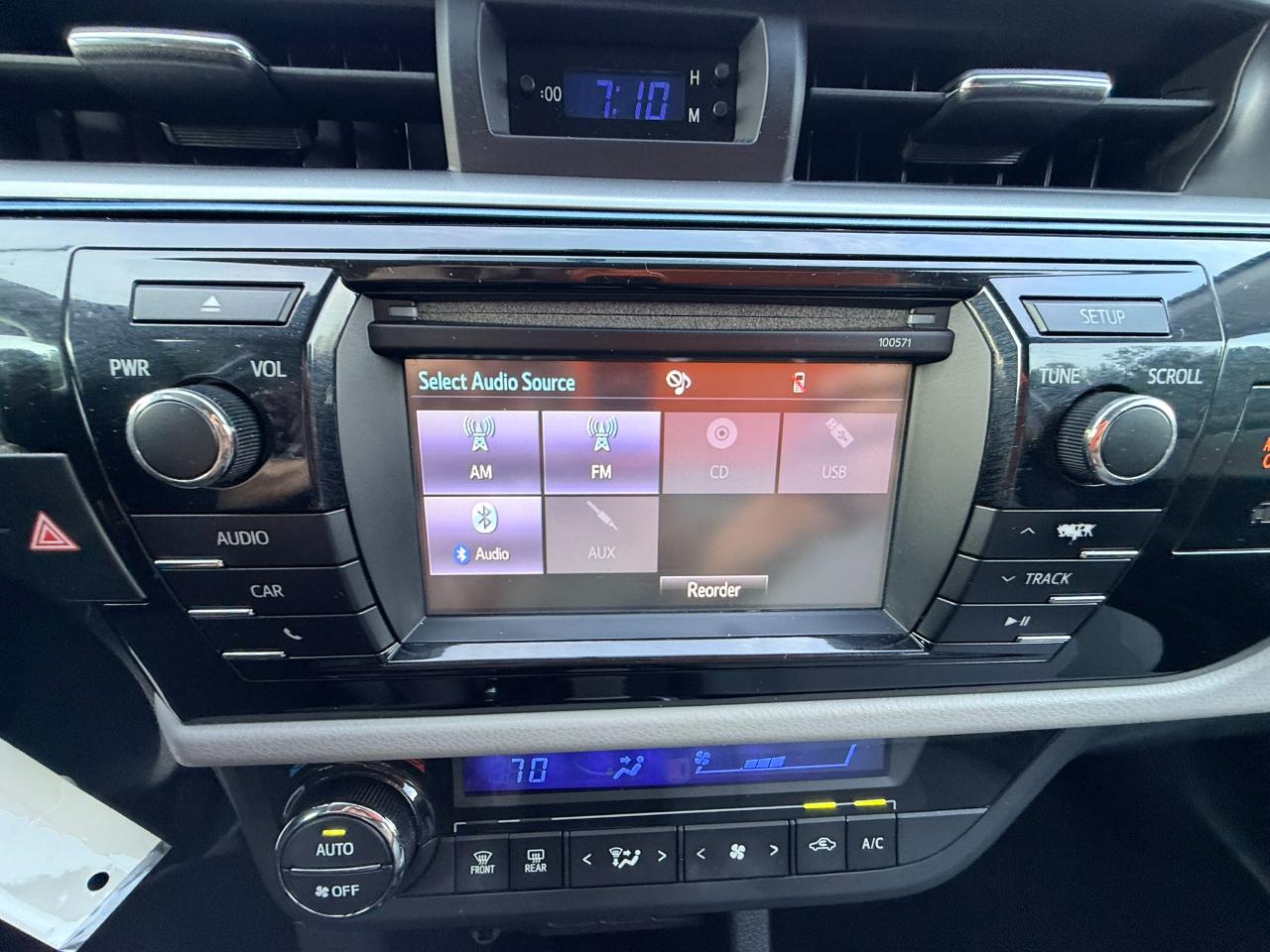 Toyota Corolla LE CVT 2016
