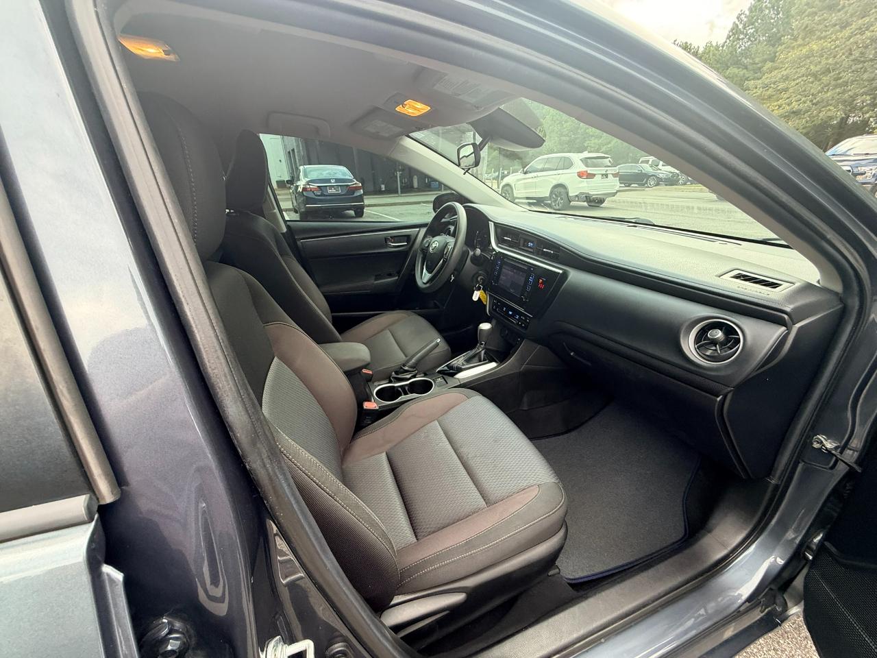 Toyota Corolla LE CVT 2019