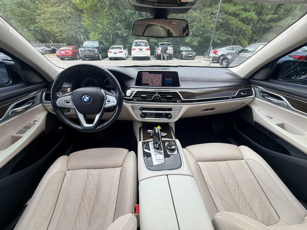 BMW 7-Series 740i 2019