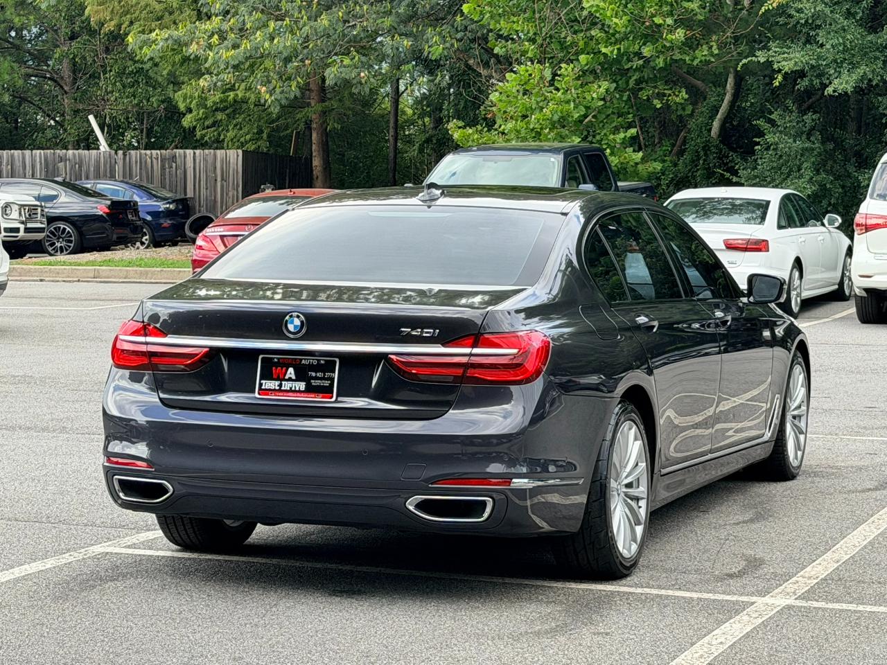 BMW 7-Series 740i 2019
