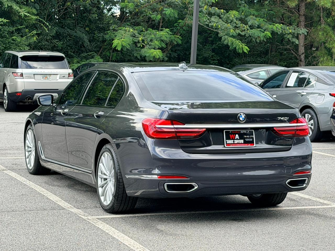 BMW 7-Series 740i 2019