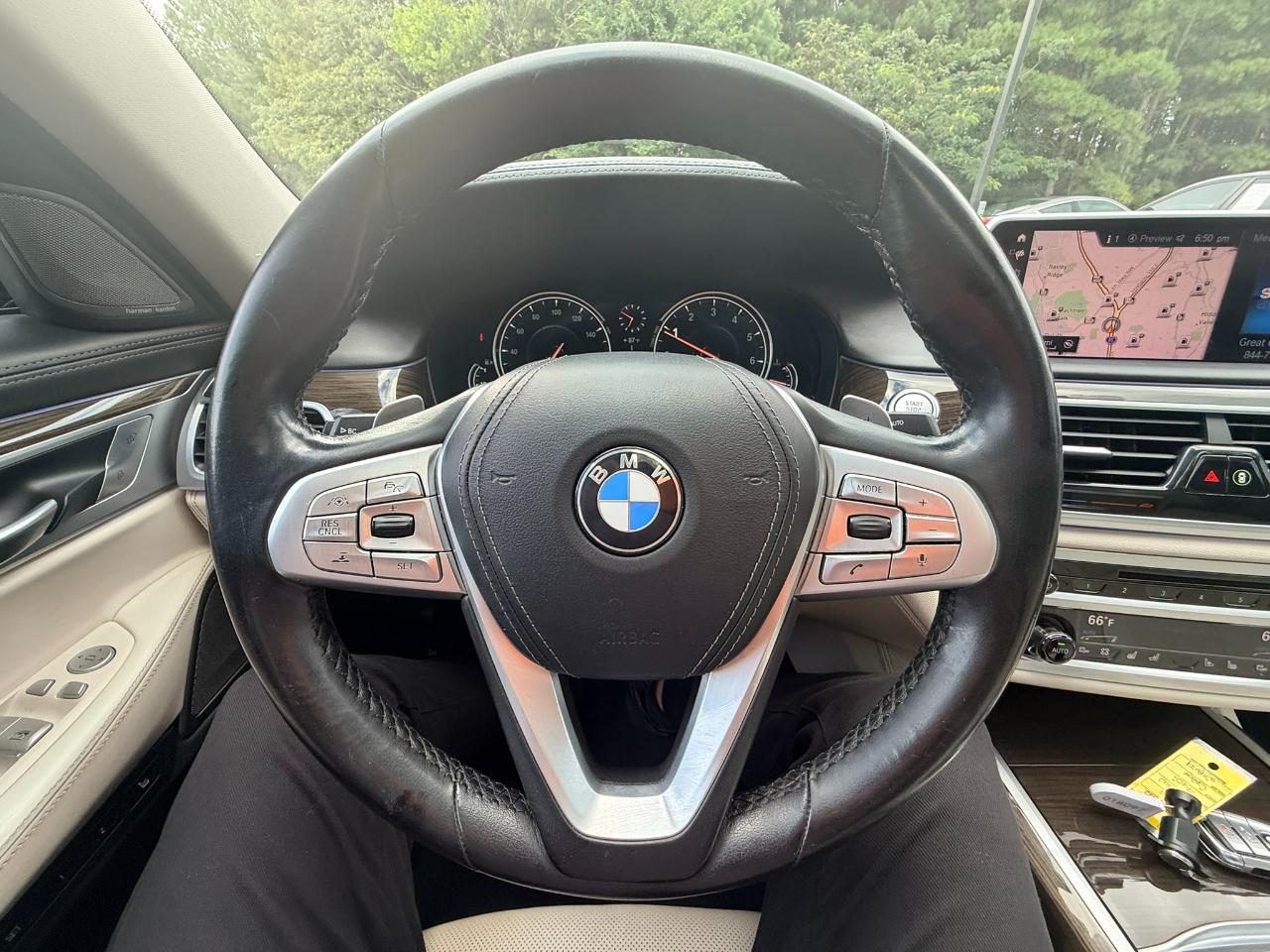 BMW 7-Series 740i 2019